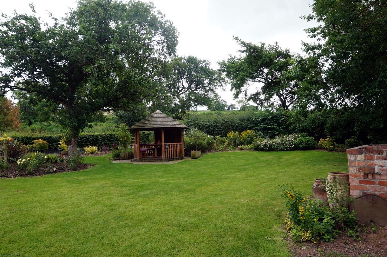 Oldfields Farm Villa Ashbourne  Exterior foto